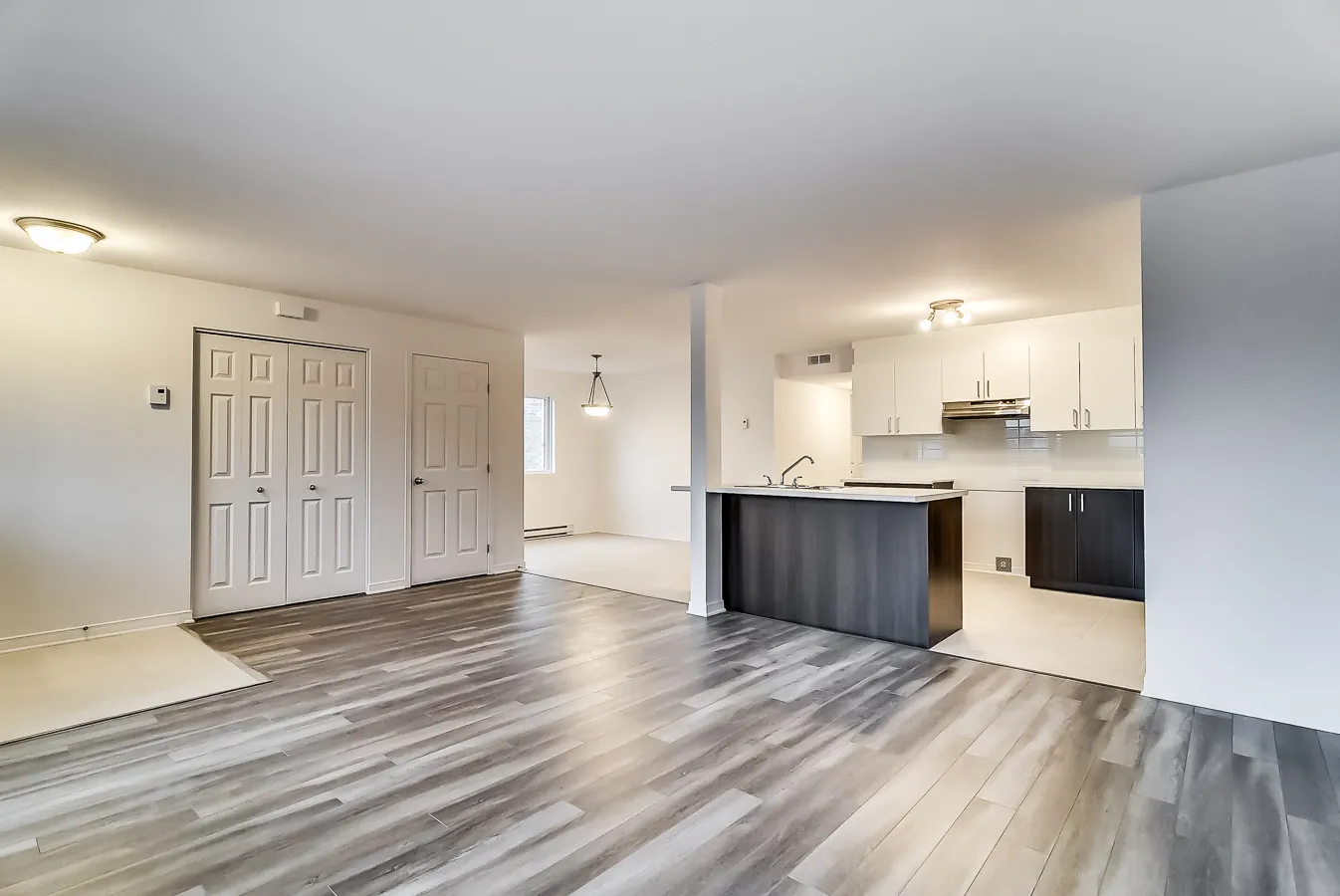 Halfred | Apartment rentals real estate: Rent this unité with 2 bedrooms in Gatineau