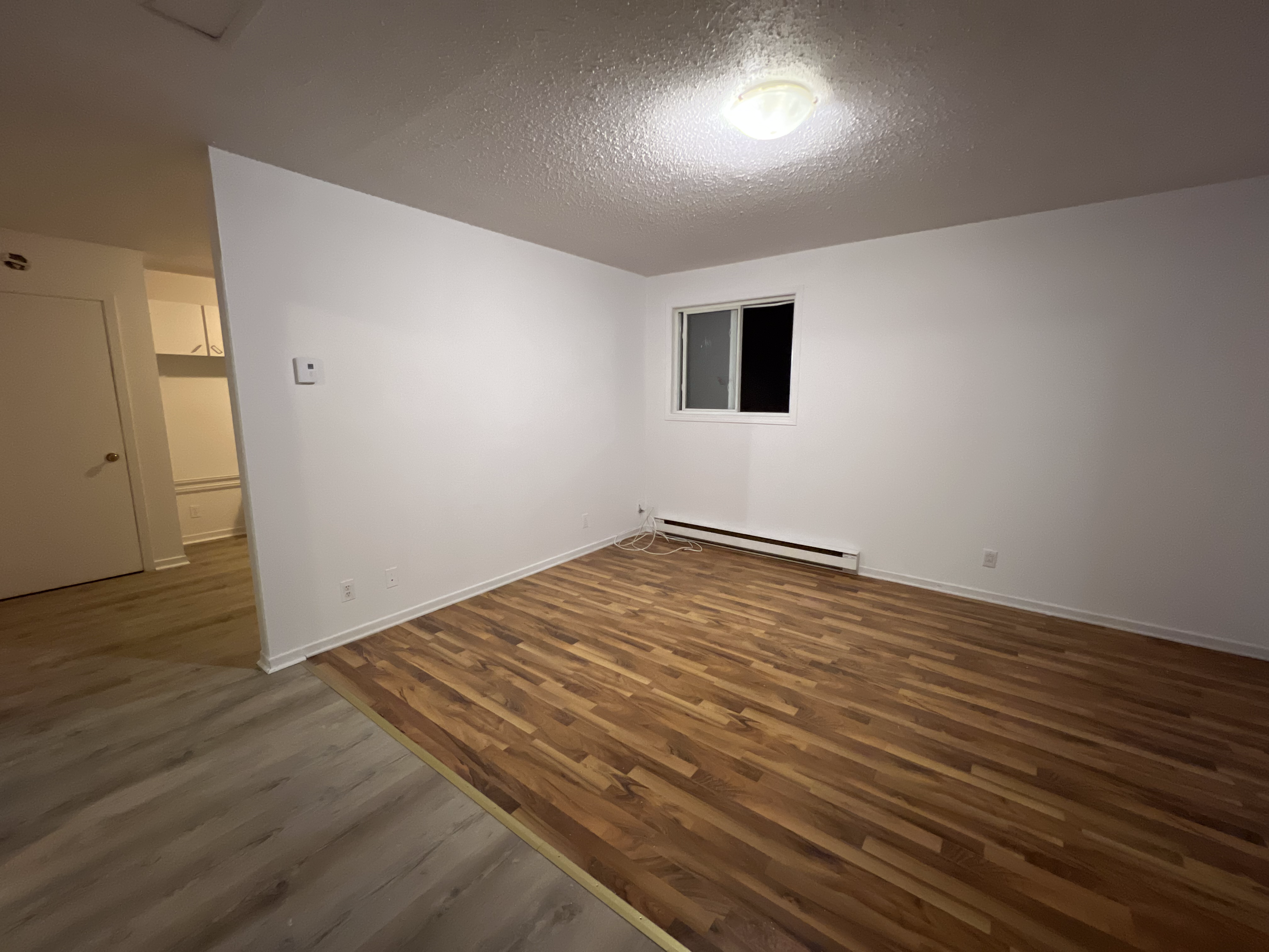Halfred | Apartment rentals unité for rent in Gatineau: 1 bedrooms, 400 Rue Charles