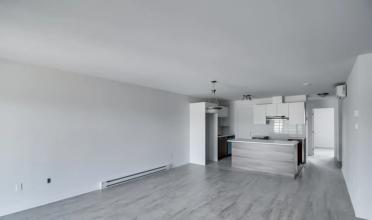 Halfred | Apartment rentals rental: logement with 2 bedrooms in Gatineau, 40 Rue De La Fabrique