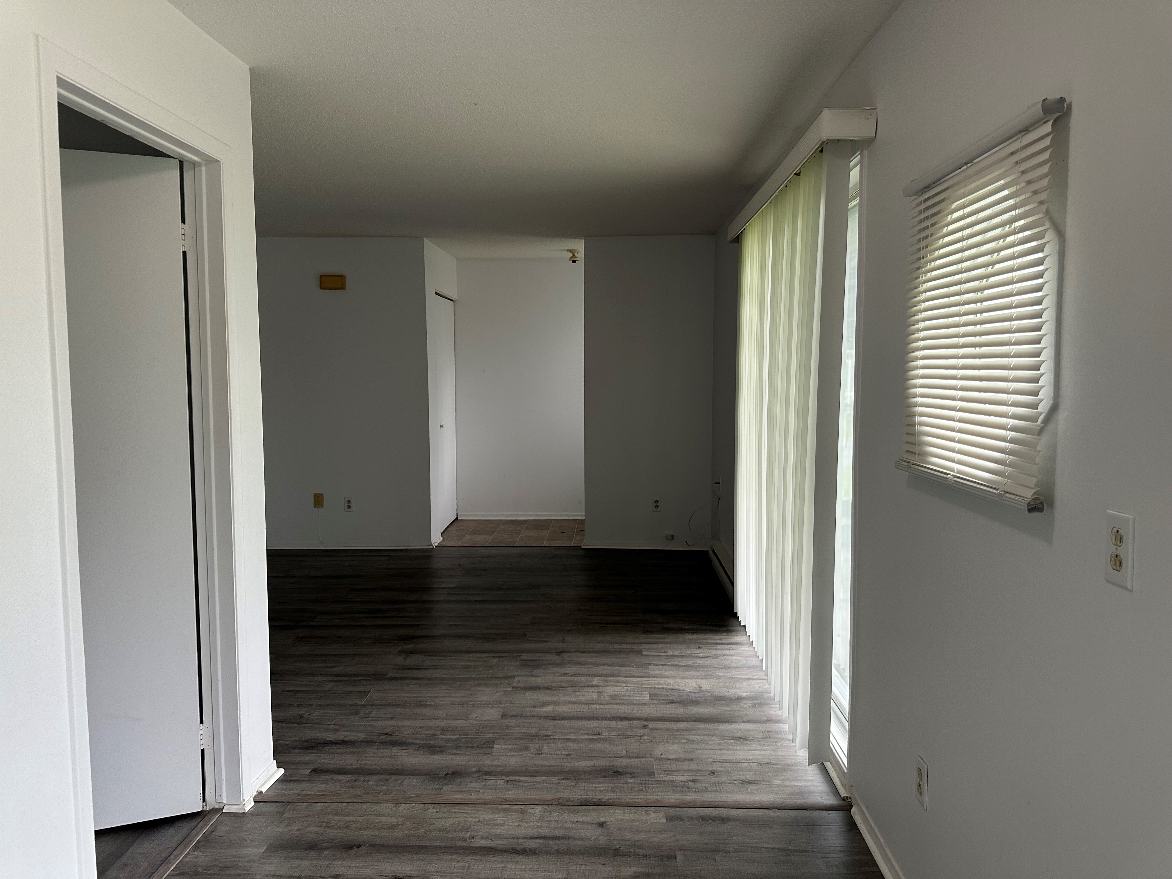 Halfred | Apartment rentals: appartement with 1 bedrooms for rent, 1071 Boulevard Maloney Est, Gatineau