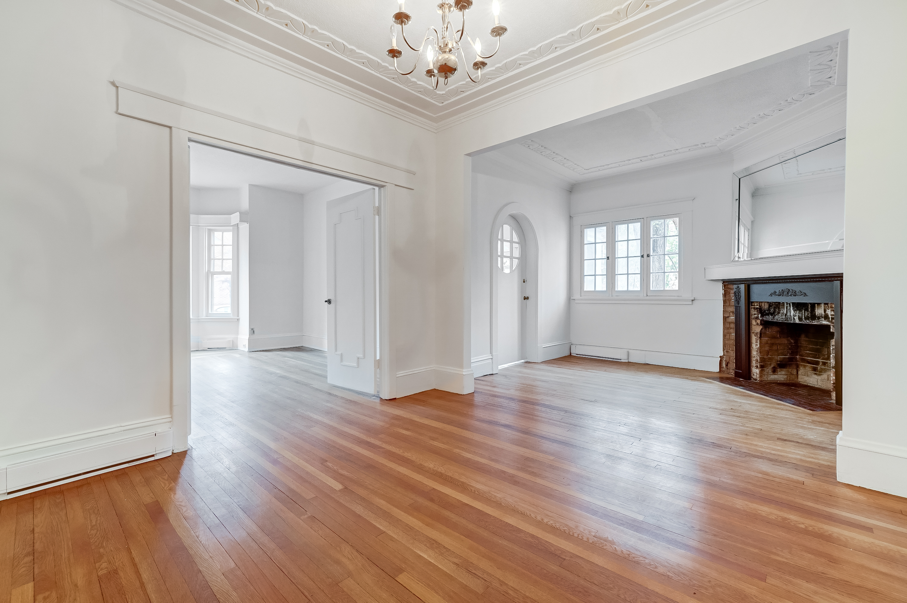 Halfred | Apartment rentals real estate: Spacious maison with 3 bedrooms for rent in Gatineau