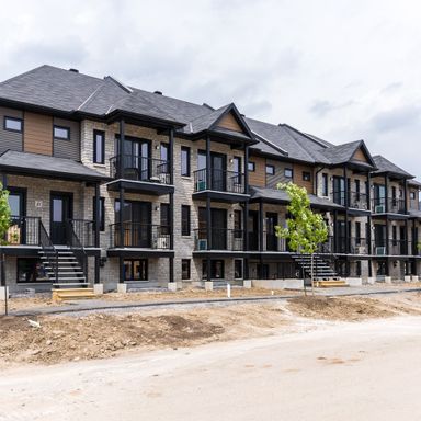 Halfred | Apartment rentals real estate: Spacious unité with 1 bedrooms for rent in Gatineau
