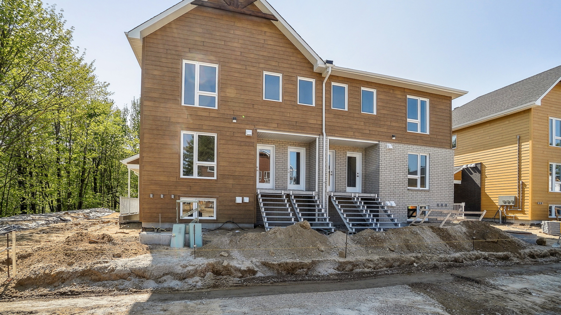 Halfred | Apartment rentals real estate: logement with 2 bedrooms for rent, 65 Rue Dupuis, Gatineau