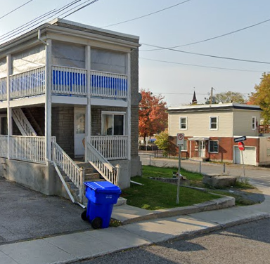 Halfred | Apartment rentals: maison for rent, 2 bedrooms, 4 Rue Frontenac, Gatineau