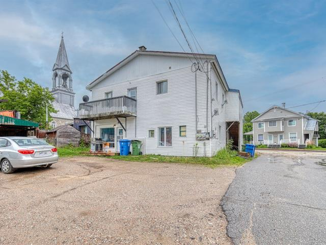 Halfred | Apartment rentals: Rent this maison with 1 bedrooms in Gracefield, 20 Rue Principale