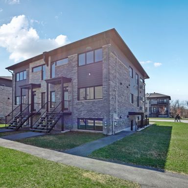Halfred | Apartment rentals rental: Spacious logement, 2 bedrooms, Gatineau