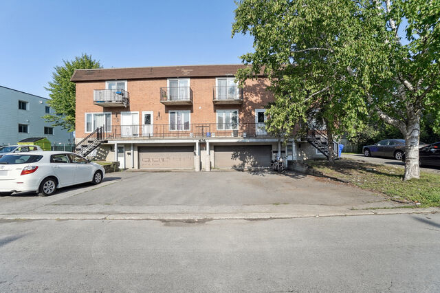 Halfred | Apartment rentals rental: unité with 2 bedrooms, 21 Rue De Matapédia, Gatineau