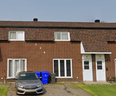 Halfred | Apartment rentals: maison for rent, 2 bedrooms, 130 Rue Lombard, Gatineau