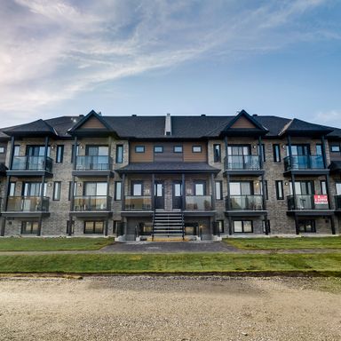 Halfred | Apartment rentals: maison with 2 bedrooms for rent, 28 Boulevard D'amsterdam, Gatineau