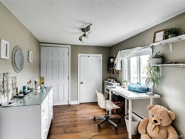 Halfred | Apartment rentals real estate: Spacious logement with 3 bedrooms for rent in Gatineau