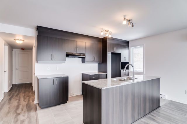 Halfred | Apartment rentals rental: Spacious logement, 2 bedrooms, Gatineau