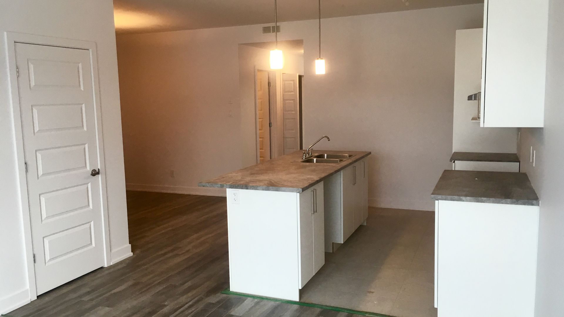 Halfred | Apartment rentals: logement with 3 bedrooms for rent, 55 Boulevard De L'amérique-Française, Gatineau