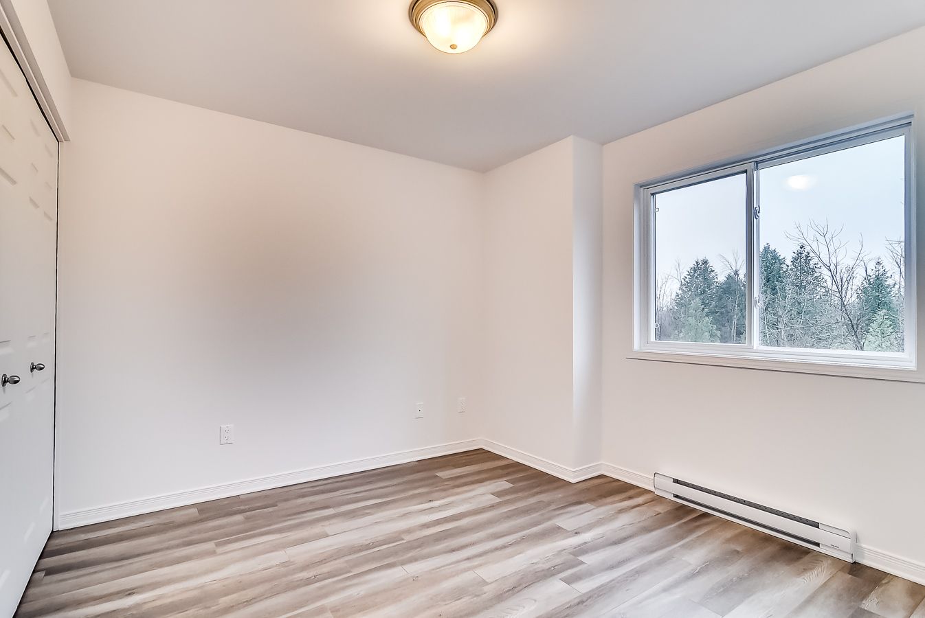 Halfred | Apartment rentals: Rent this maison with 3 bedrooms in Gatineau, 128 Rue Katimavik