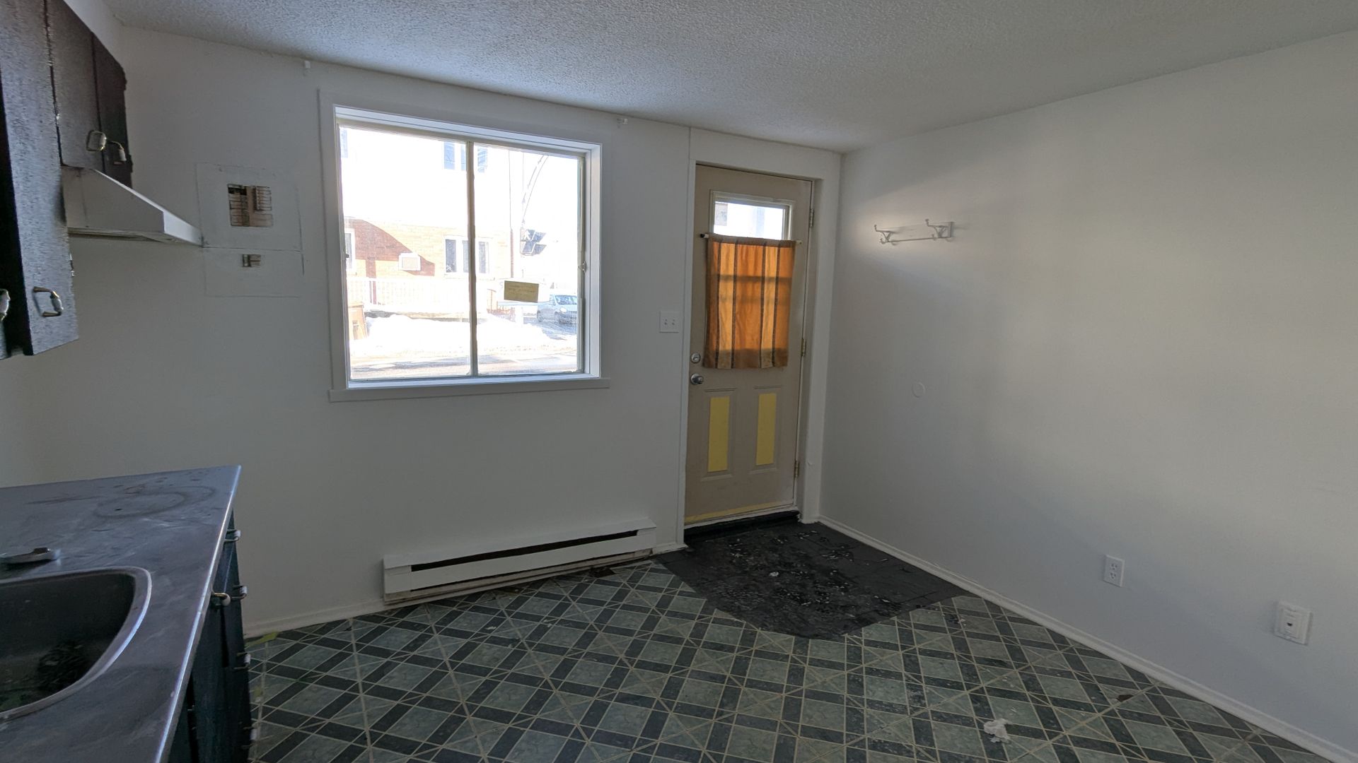 Halfred | Apartment rentals: Rent this logement with 2 bedrooms in Gatineau, 80 Rue Papineau