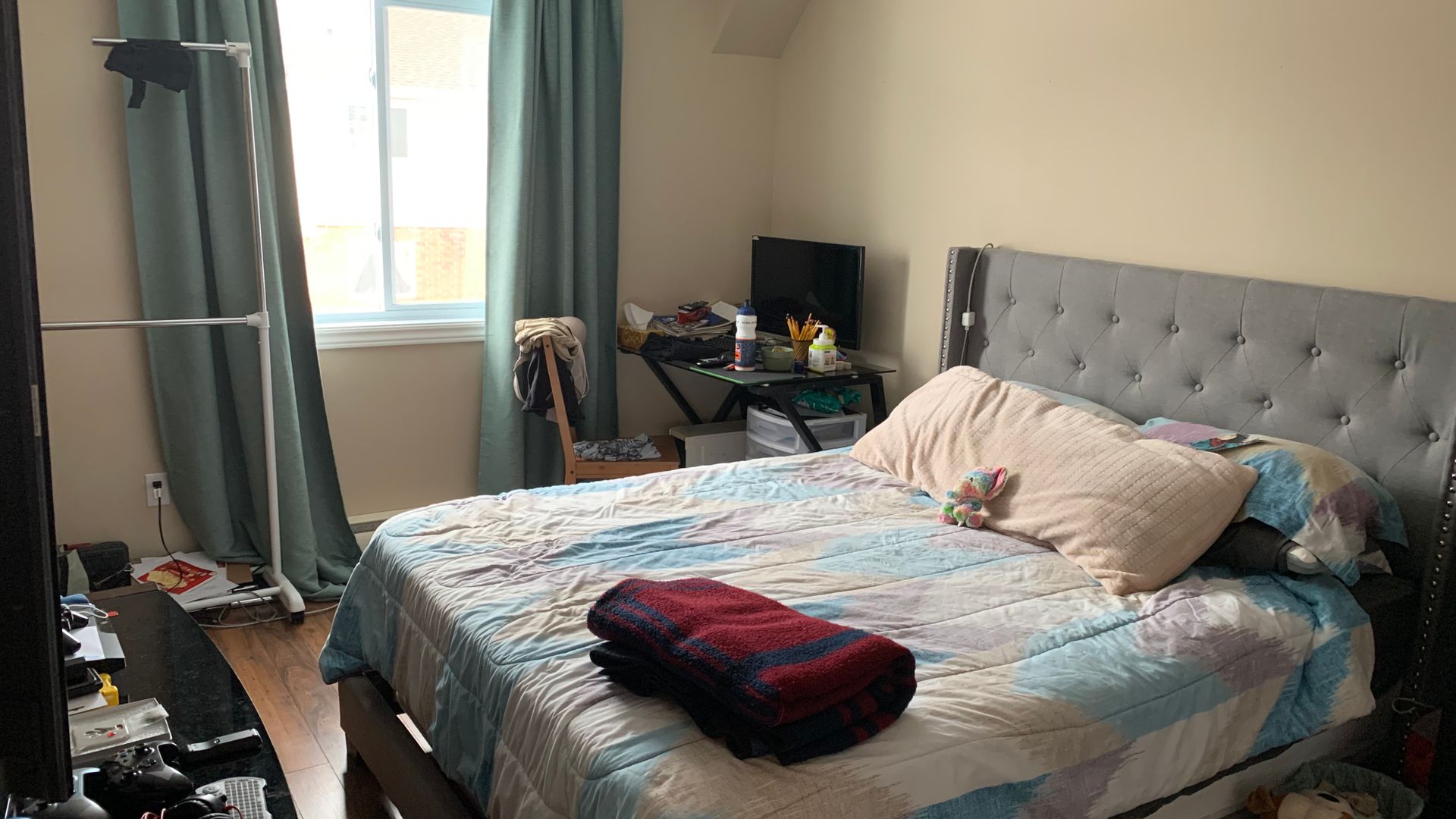 Halfred | Apartment rentals rental: Spacious maison, 3 bedrooms, Gatineau