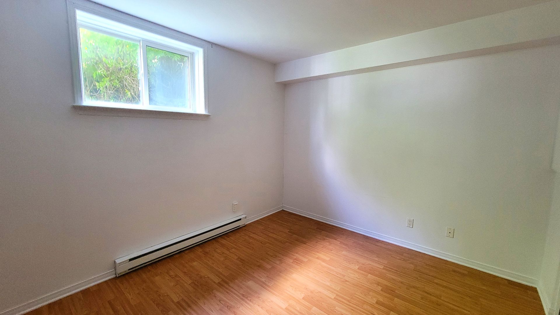 Halfred | Apartment rentals rental: Spacious unité, 1 bedrooms, Gatineau