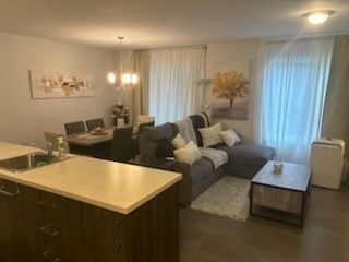 Halfred | Apartment rentals real estate: appartement for rent, 2 bedrooms, Mirabel