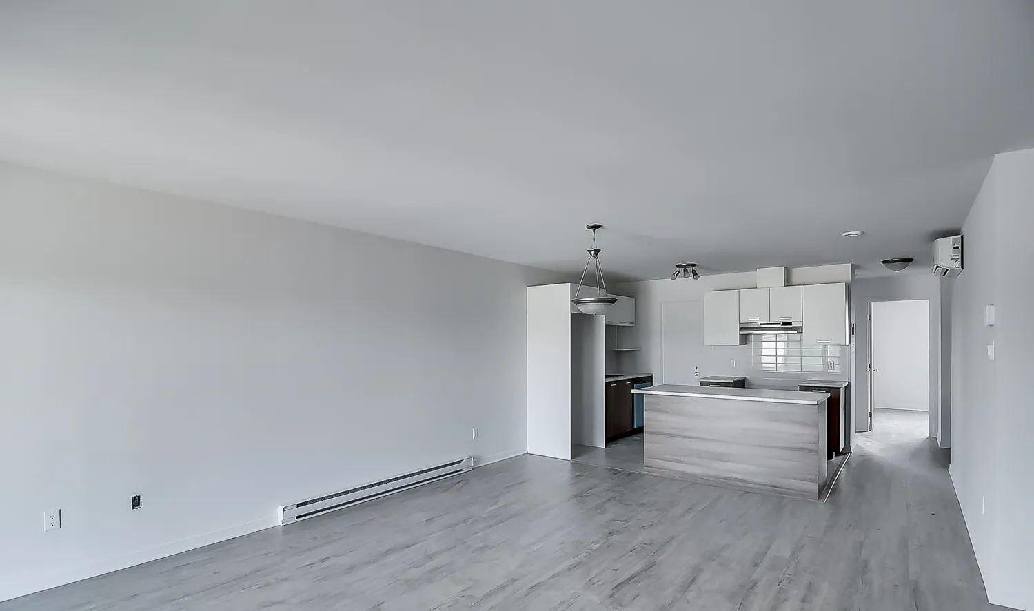 Halfred | Apartment rentals: appartement with 2 bedrooms for rent, 40 Rue De La Fabrique, Gatineau