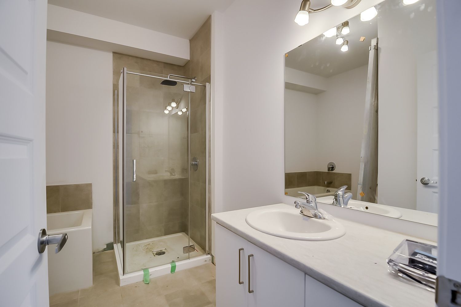 Halfred | Apartment rentals: logement with 3 bedrooms for rent, 82 Rue Du Campagnard, Gatineau