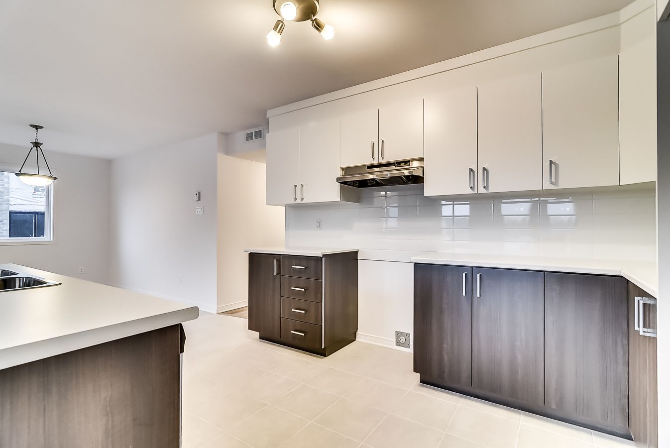 Halfred | Apartment rentals rental: maison with 2 bedrooms, 116 Katimavik, Gatineau