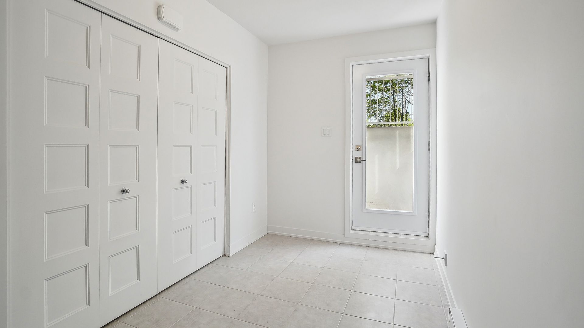 Halfred | Apartment rentals rental: appartement with 2 bedrooms, 65 Rue Dupuis, Gatineau