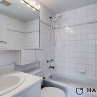 Halfred | Apartment rentals real estate: appartement with 2 bedrooms for rent, 23 Rue Meunier, Gatineau