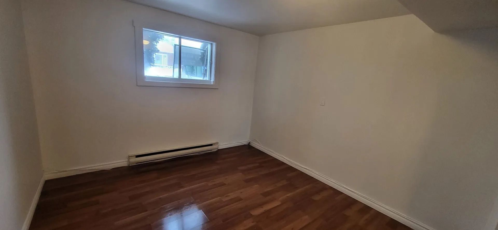 Halfred | Apartment rentals: maison with 1 bedrooms for rent, 155 Rue Gagnon, Thurso