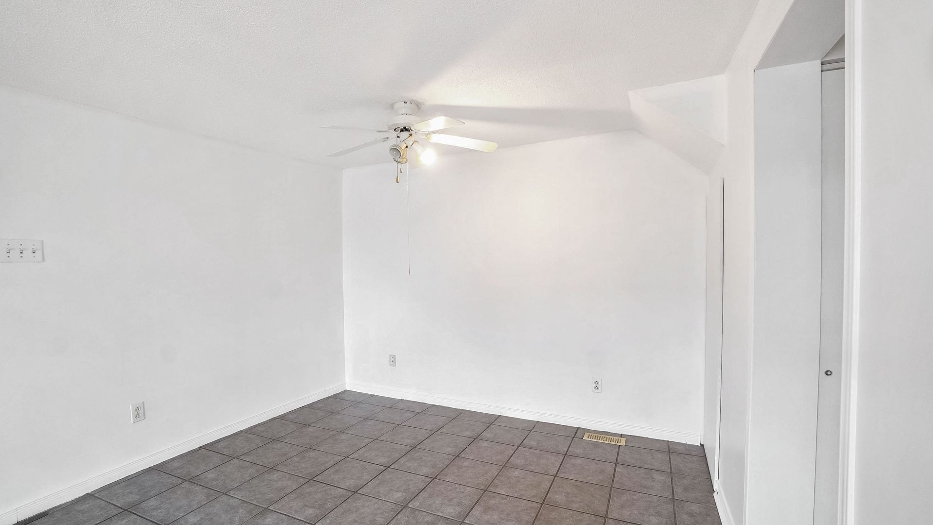 Halfred | Apartment rentals rental: unité with 3 bedrooms in Gatineau, 355 Avenue De Buckingham