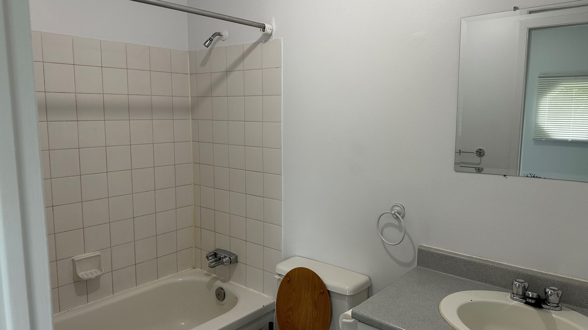 Halfred | Apartment rentals: logement for rent, 1 bedrooms, 1071 Boulevard Maloney Est, Gatineau