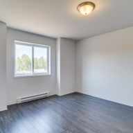 Halfred | Apartment rentals rental: unité with 2 bedrooms, 4 Rue Katimavik, Gatineau