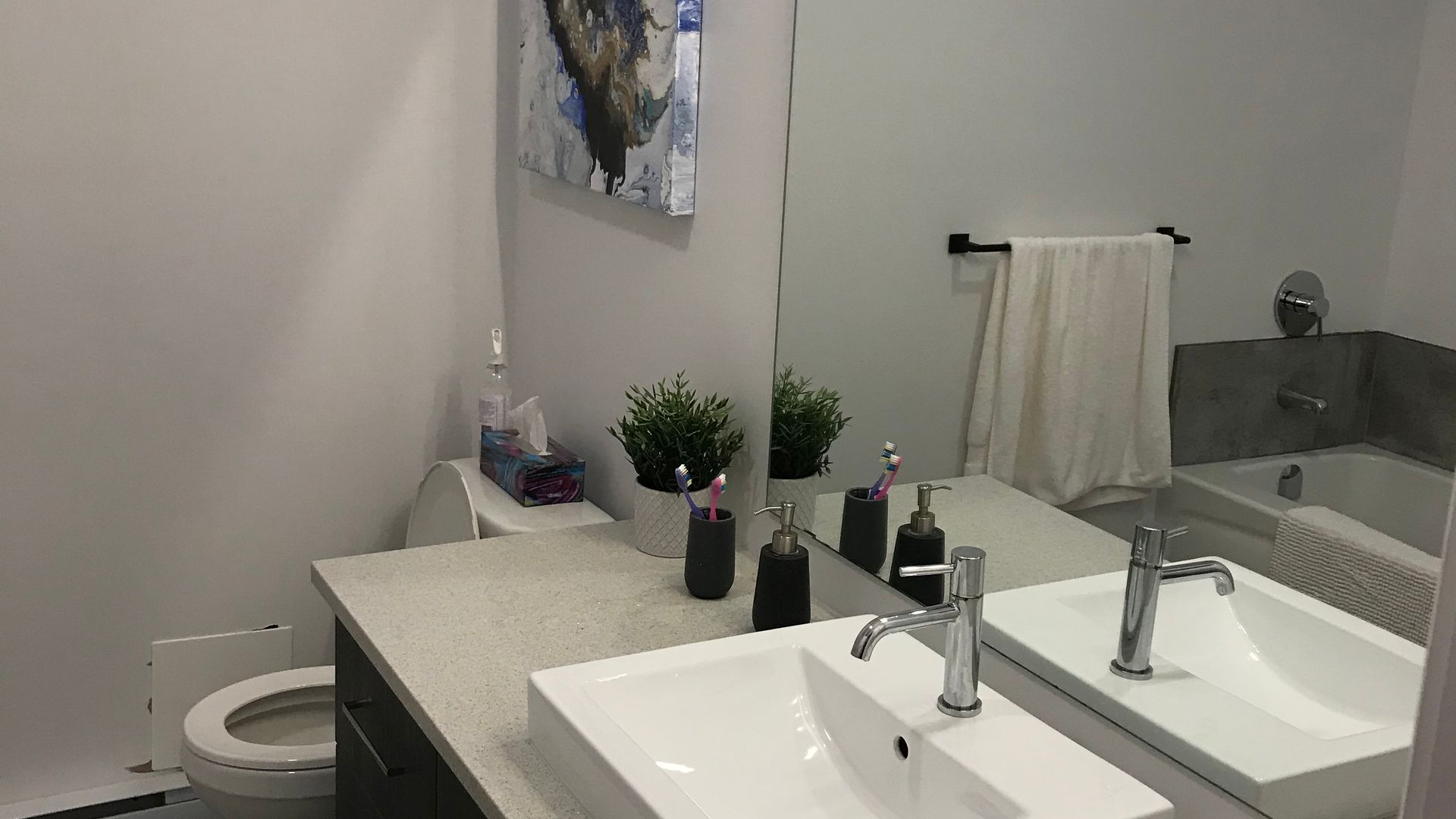 Gatineau: Halfred | Apartment rentals maison for rent, 2 bedrooms, 242 Rue De La Frégate
