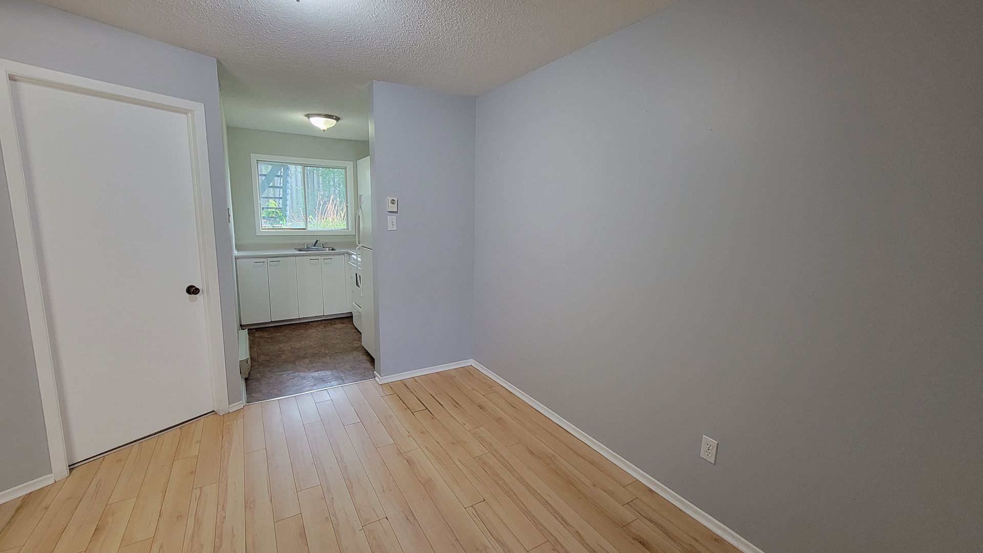 Halfred | Apartment rentals logement: 1 bedrooms for rent, 213 Chemin De La Savane, Gatineau