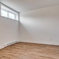 Halfred | Apartment rentals logement for rent in Gatineau: 1 bedrooms, 209 Rue Du Pirée