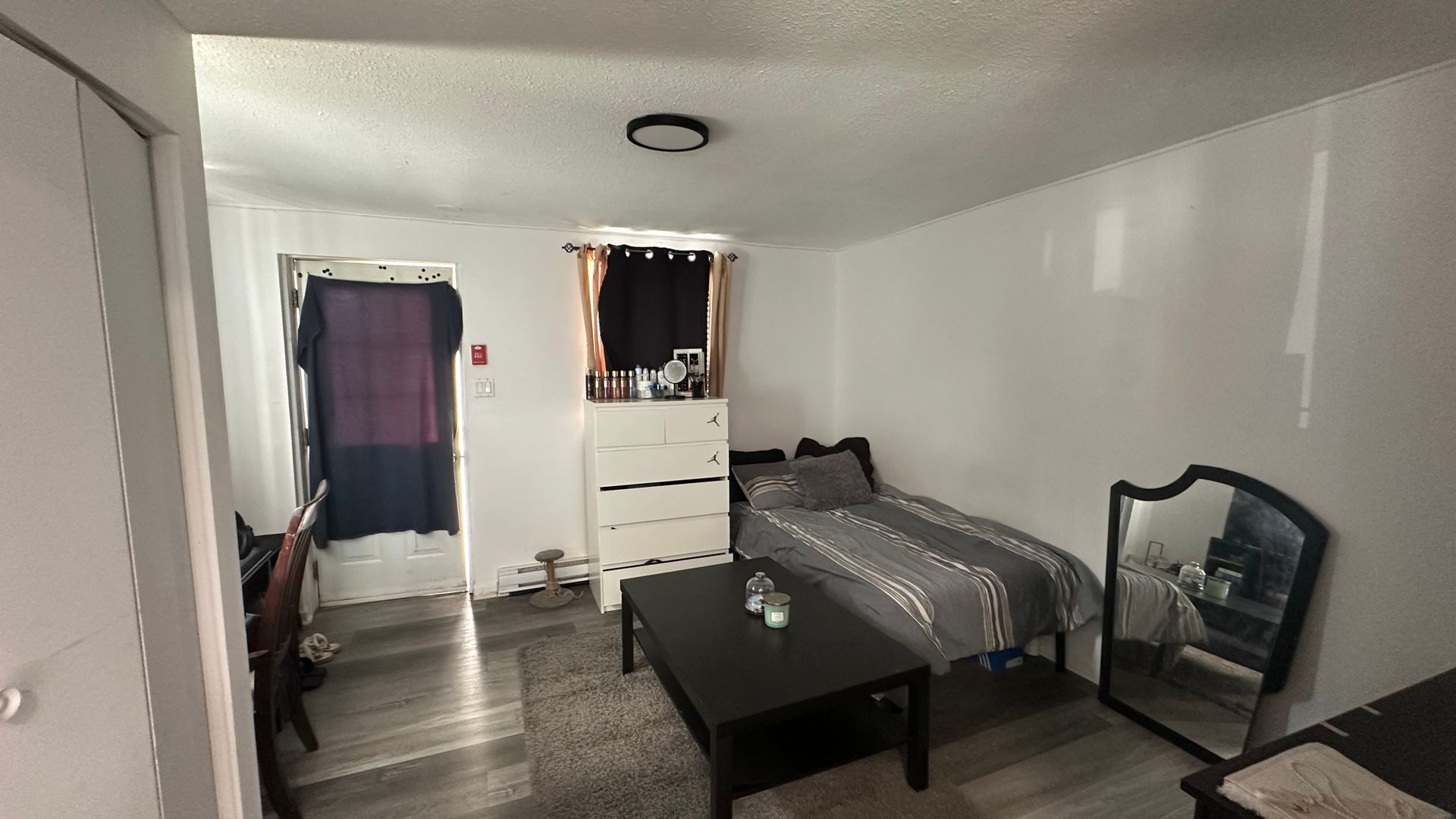 Halfred | Apartment rentals rental: unité with 1 bedrooms, 144 Rue Champlain, Gatineau